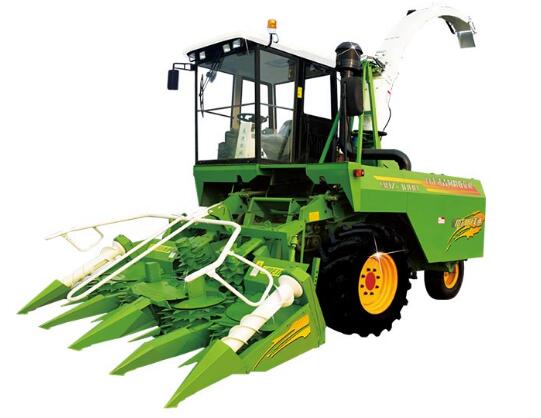 self-propelled green forage harvester